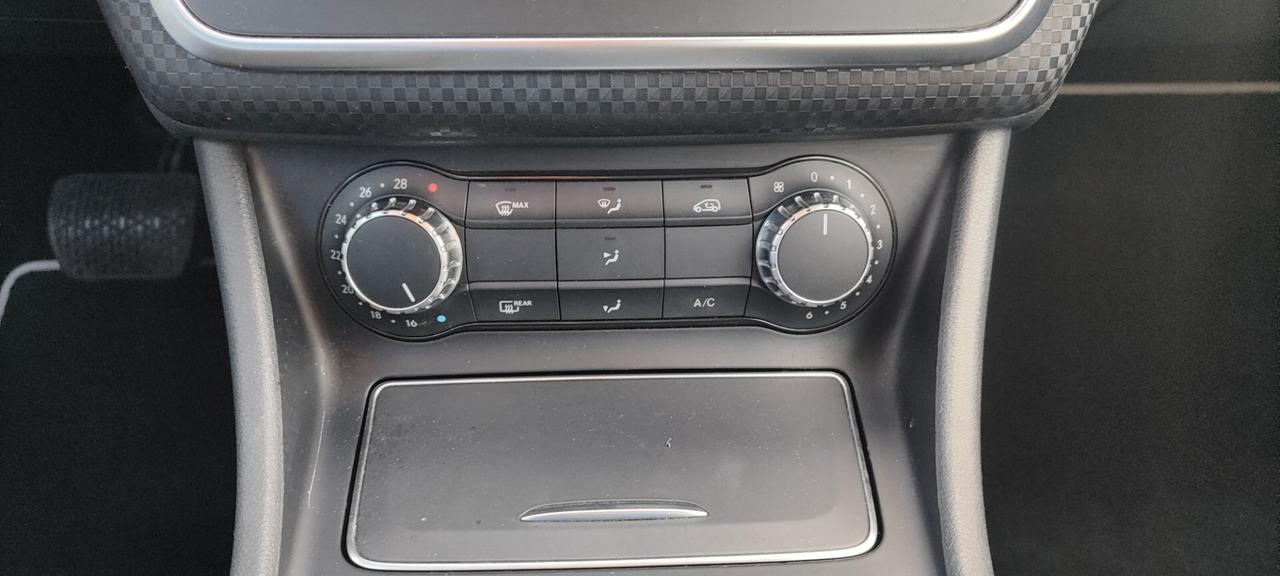 Mercedes-benz A 200 d Automatic Premium