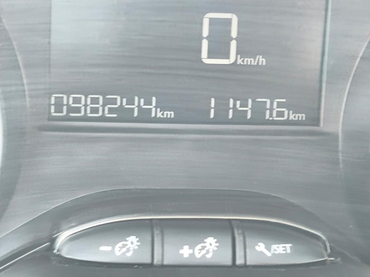 Peugeot 208 1.4 HDi 68 CV Active 2015