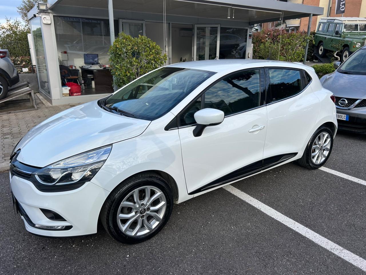 Renault Clio 1.2 75CV 5 porte Zen