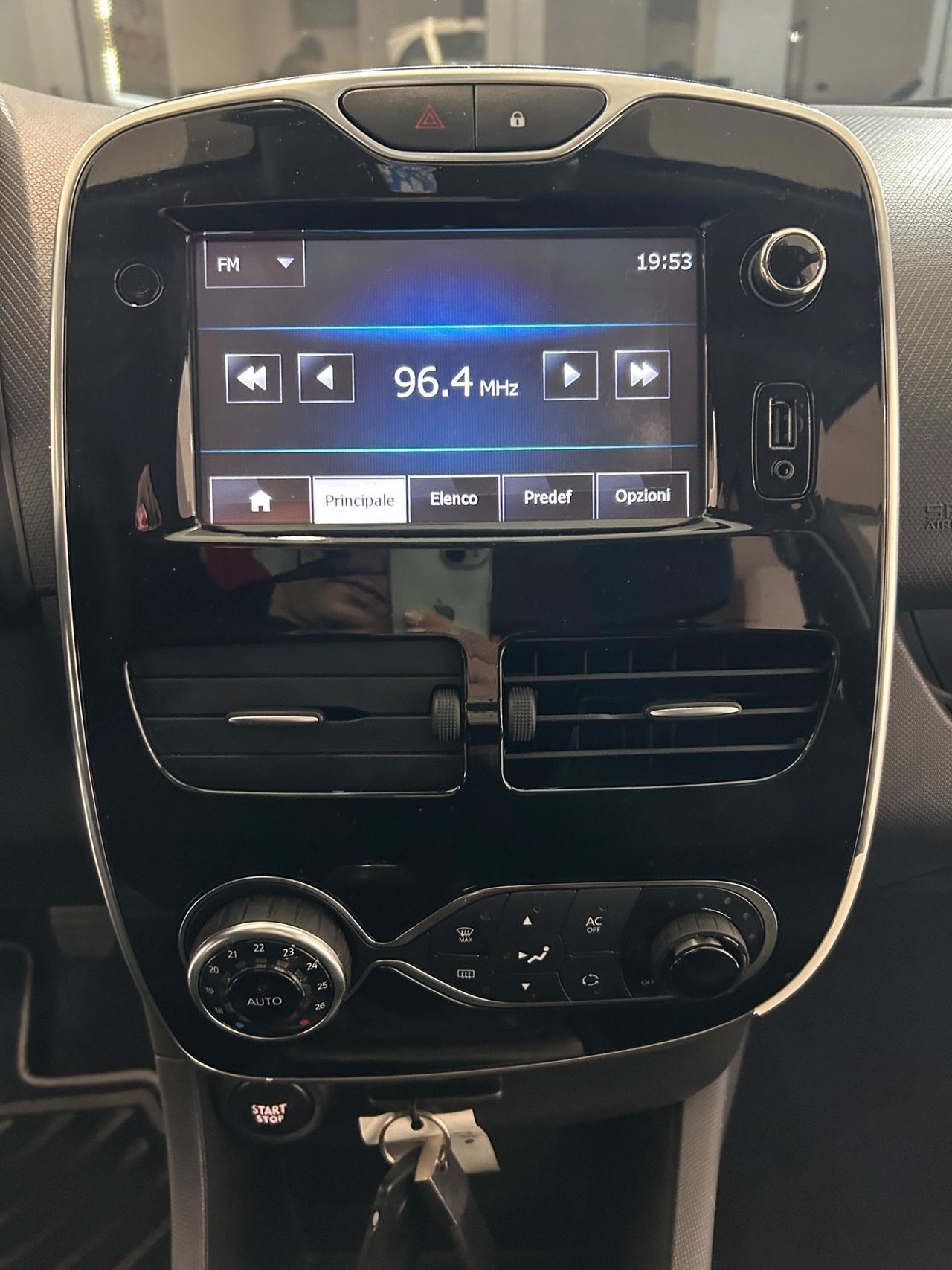 Renault Clio 1.5 dCi 66kw 2015