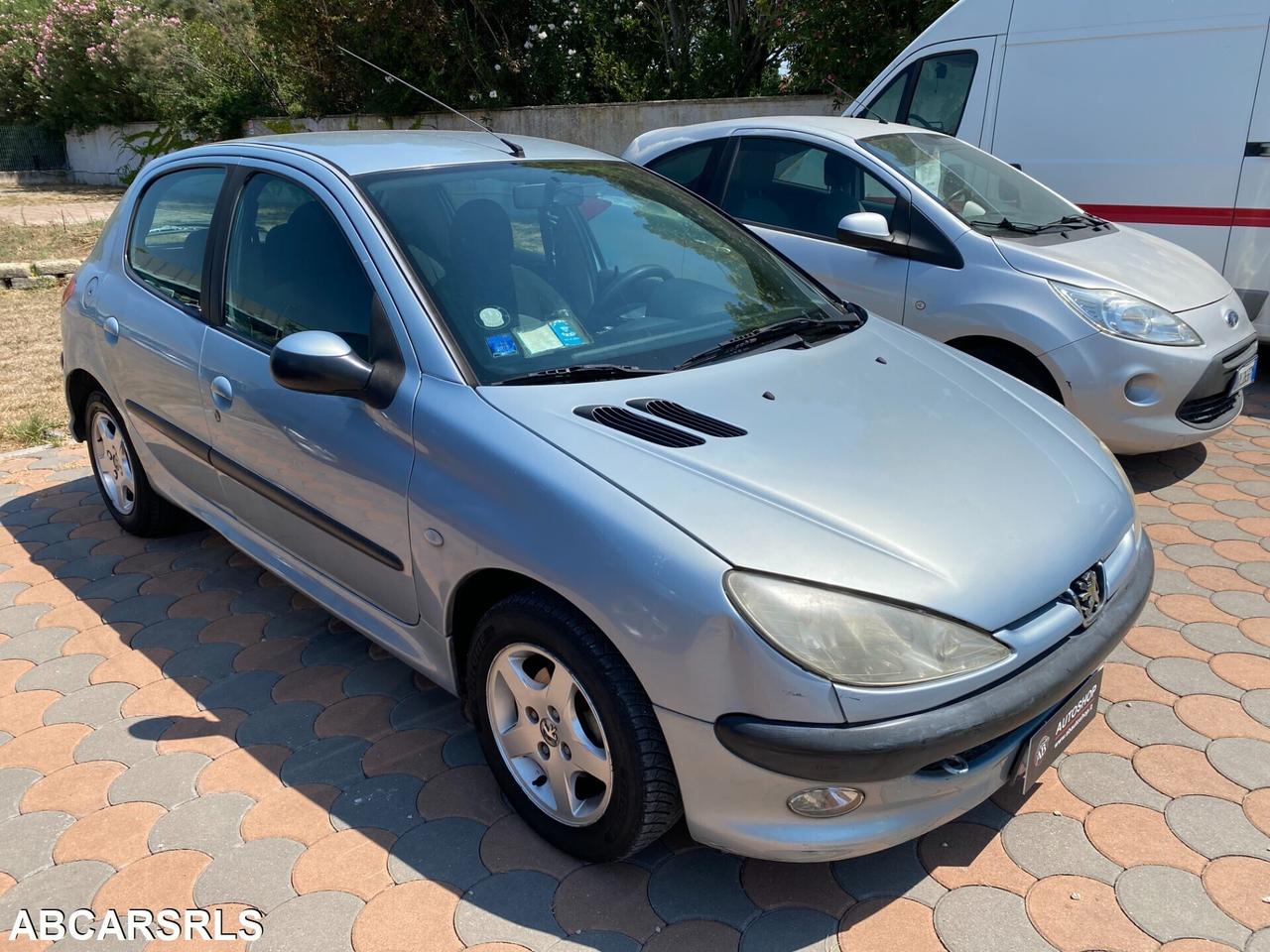PEUGEOT - 206 - HDi 5p. - NEOPATENTATI - 1.300 EUR
