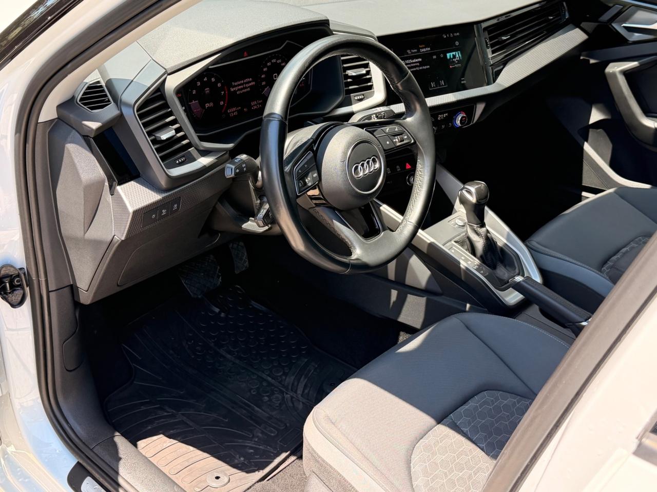 Audi A1 SPB 30 TFSI S tronic line edition