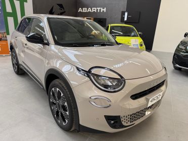 FIAT 600 1.2 hybrid La Prima