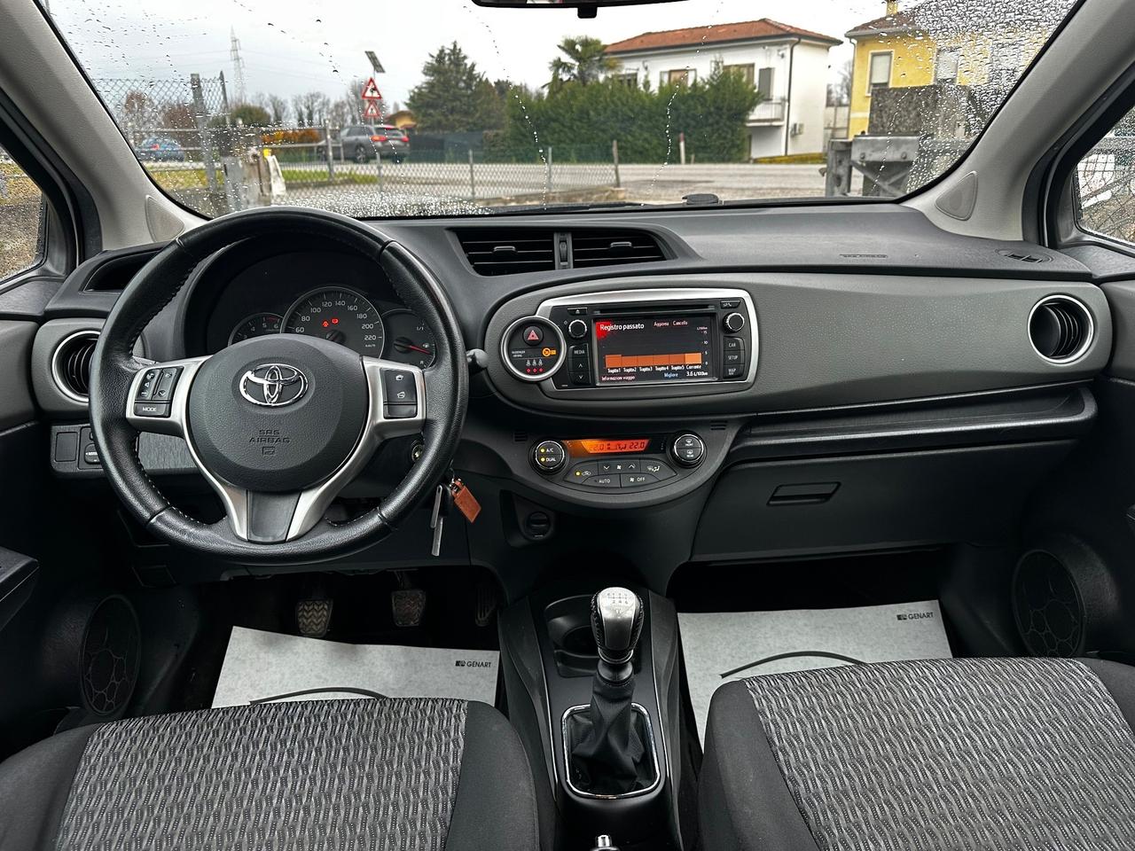 Toyota Yaris 1.4 D-4D 5 porte Lounge