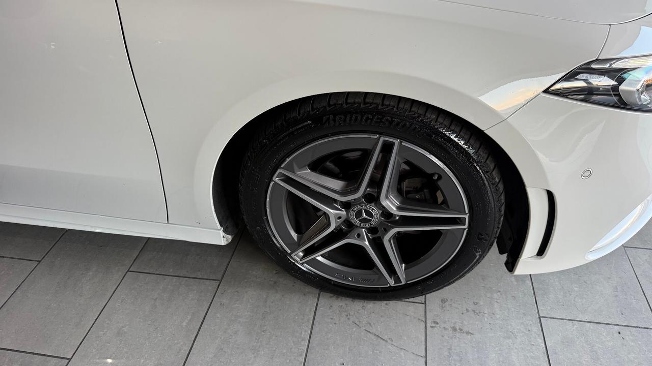Mercedes-benz A 180 d Premium AMG