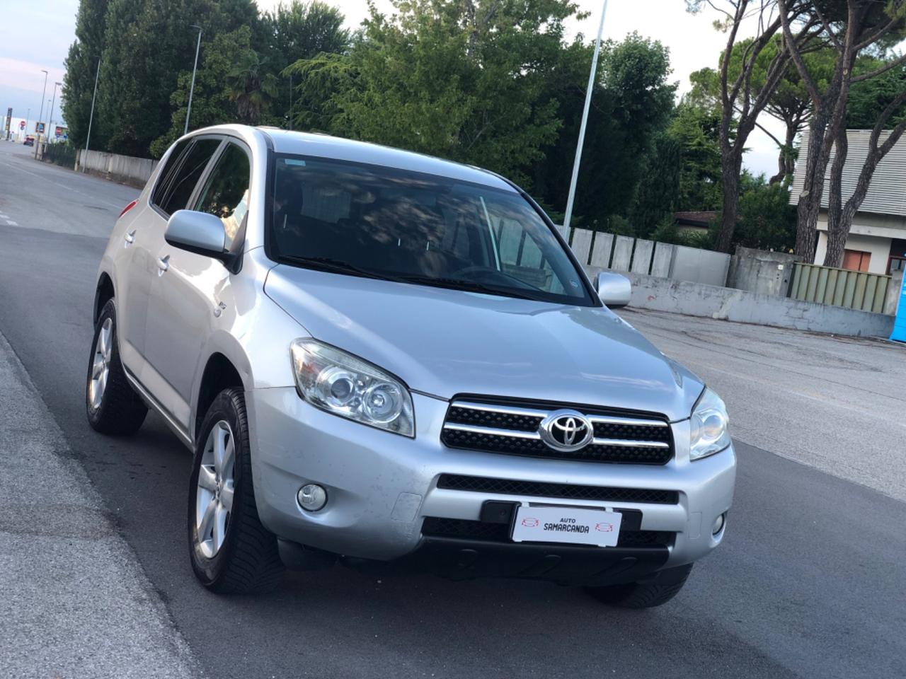 Toyota RAV 4 RAV4 2.2 D-4D 136 CV 4X4 2007