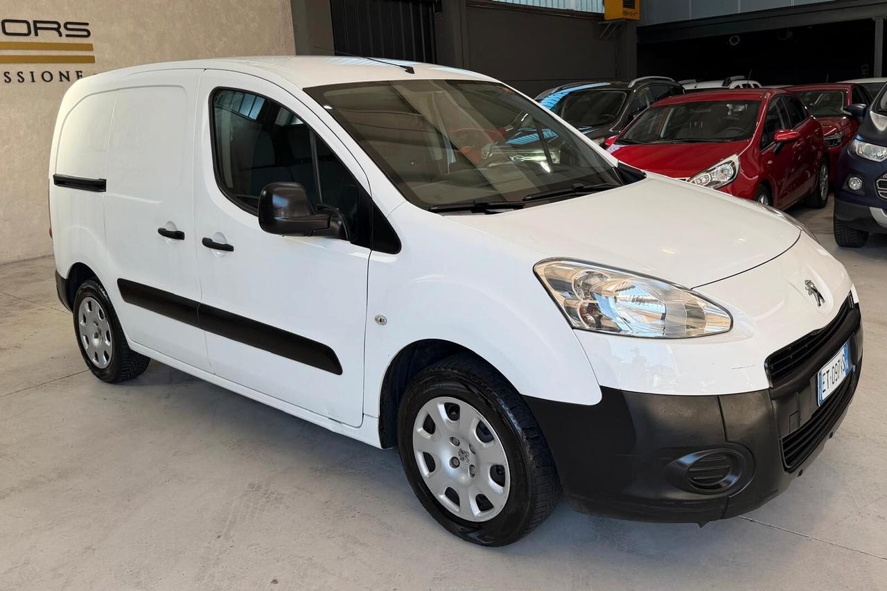 Peugeot Partner Diesel 3 Posti IVA ESPOSTA