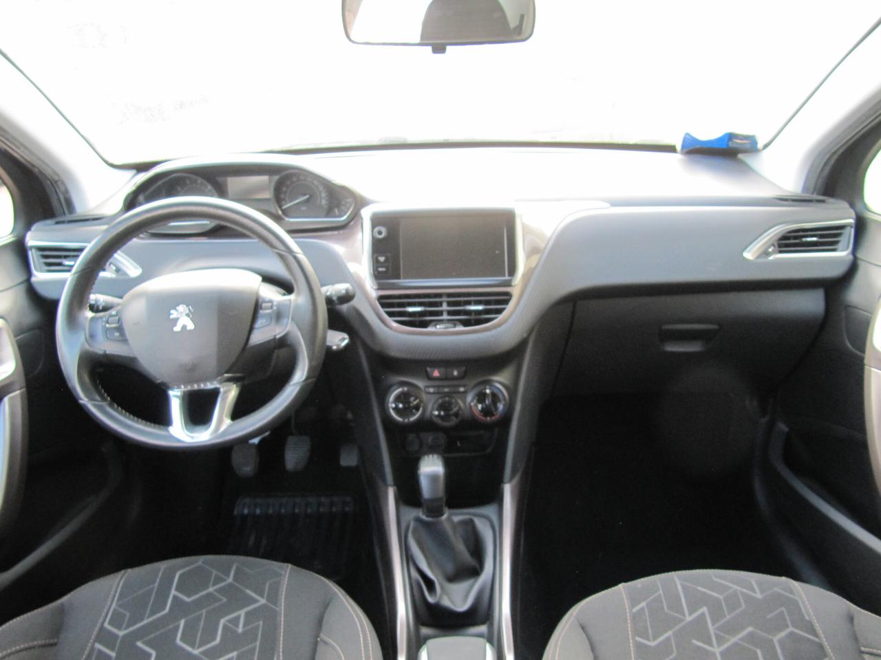 Peugeot 2008 1.2 VTi 82CV Active - BENZINA