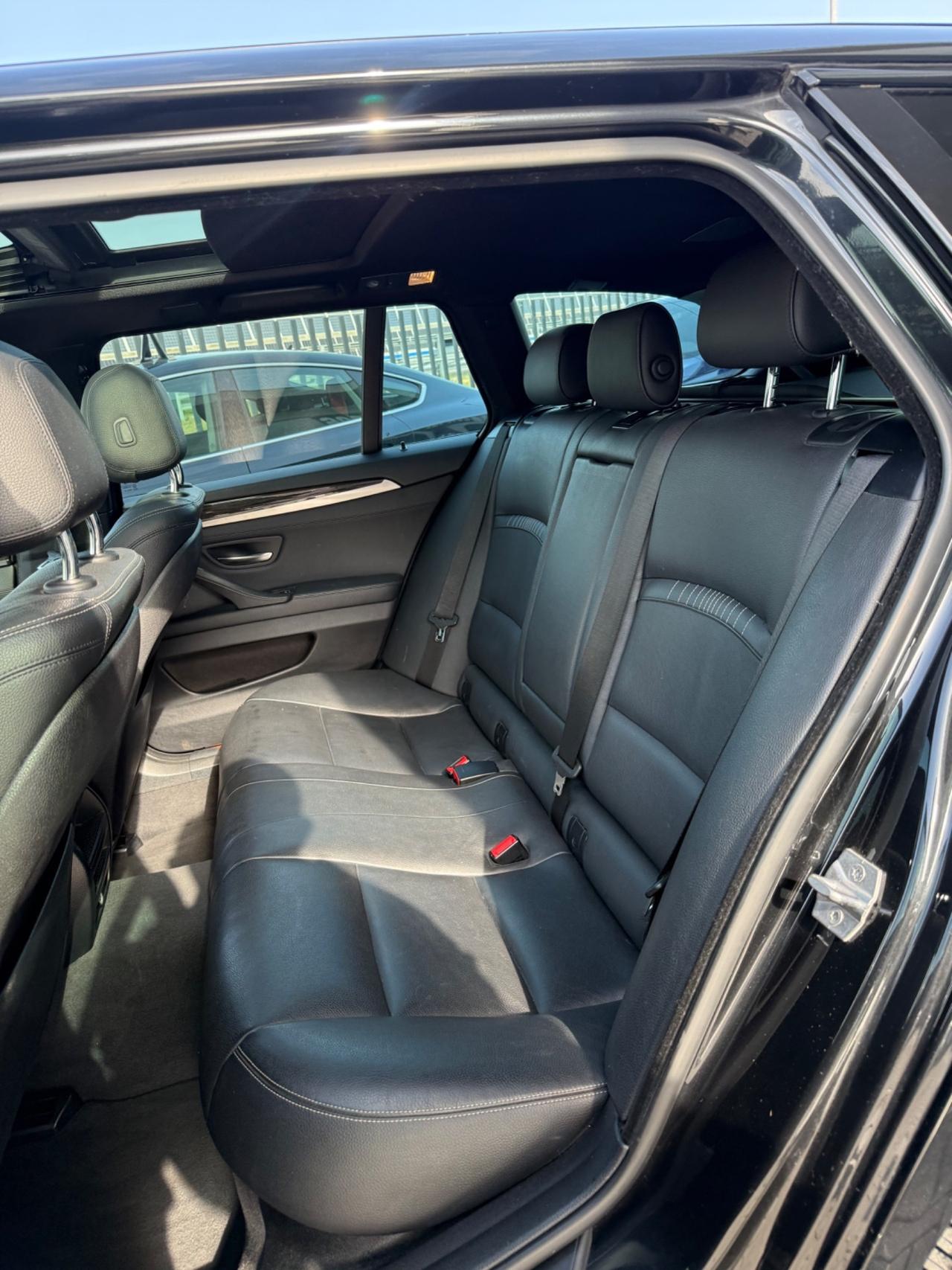 Bmw 520 520d xDrive Luxury