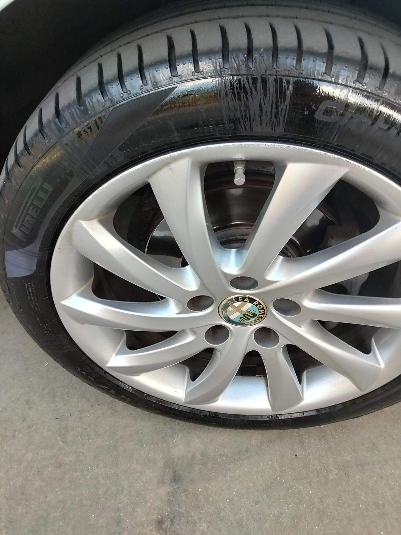 Alfa Romeo Giulietta 1.6 JTDm-2 105 CV Distinctive