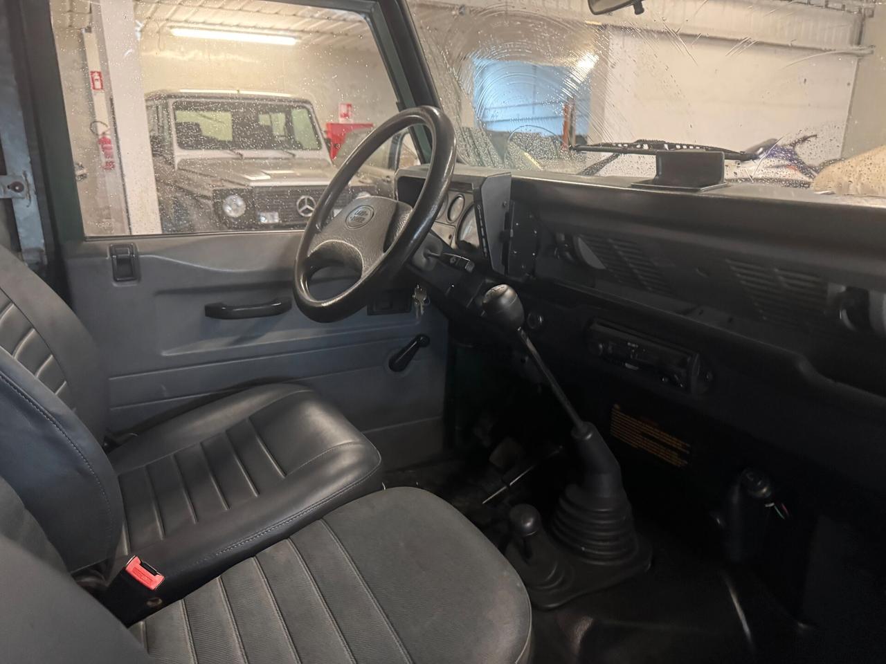 Land Rover Defender 90 2.5 Tdi SOFT TOP