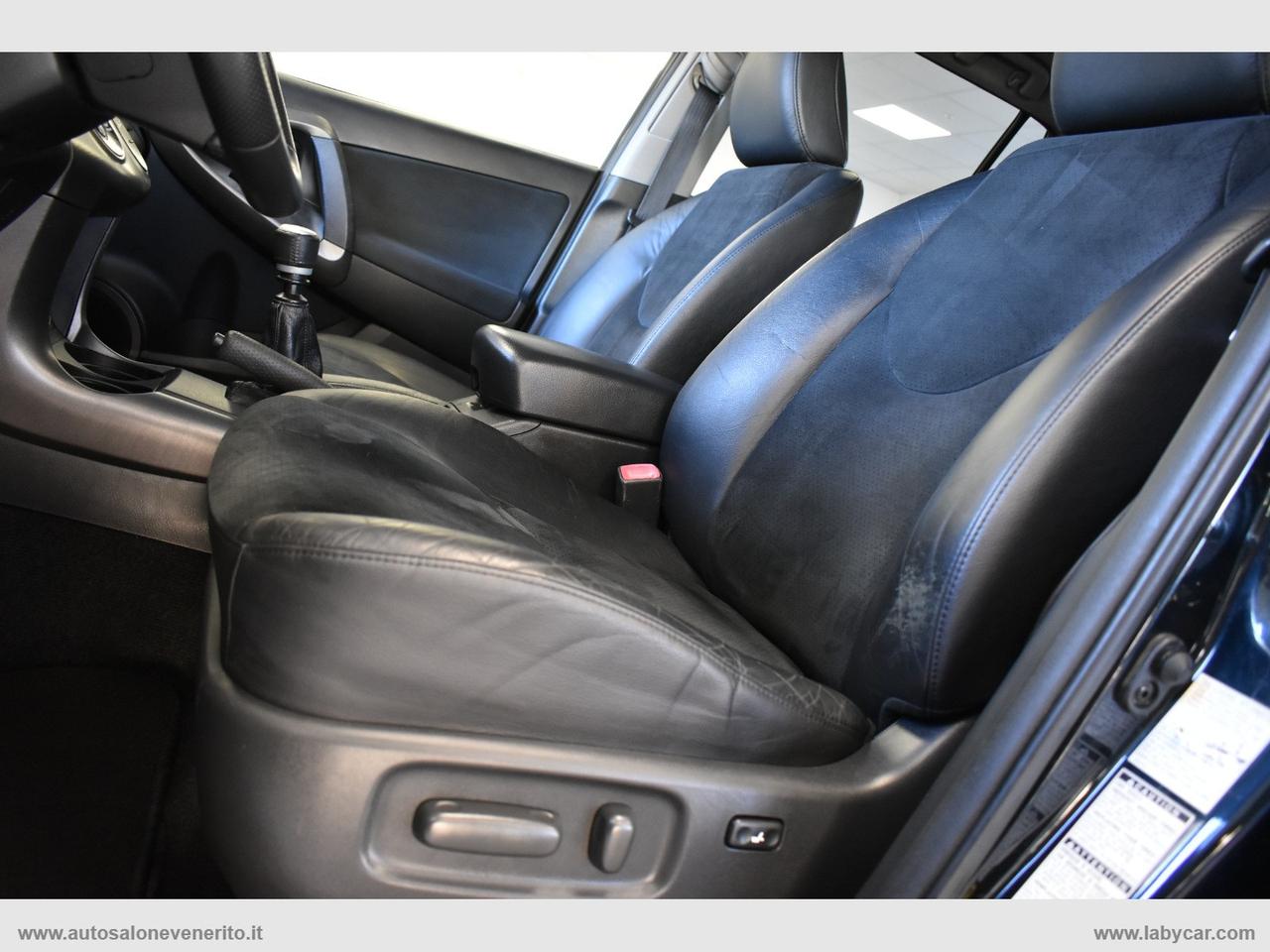 TOYOTA RAV4 Crossover 2.2 D-4D 150 CV Exclusive