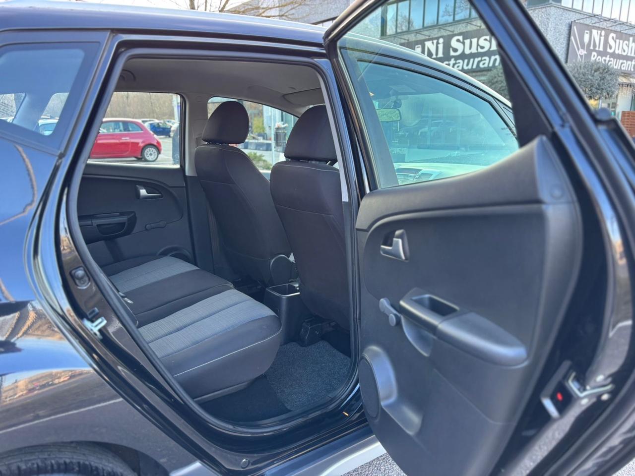 Kia Venga 1.4 CRDi 90CV crossover