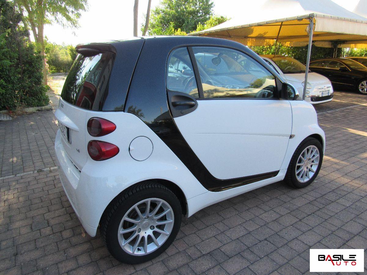 SMART - Fortwo - 800 33 kW coupé passion cdi