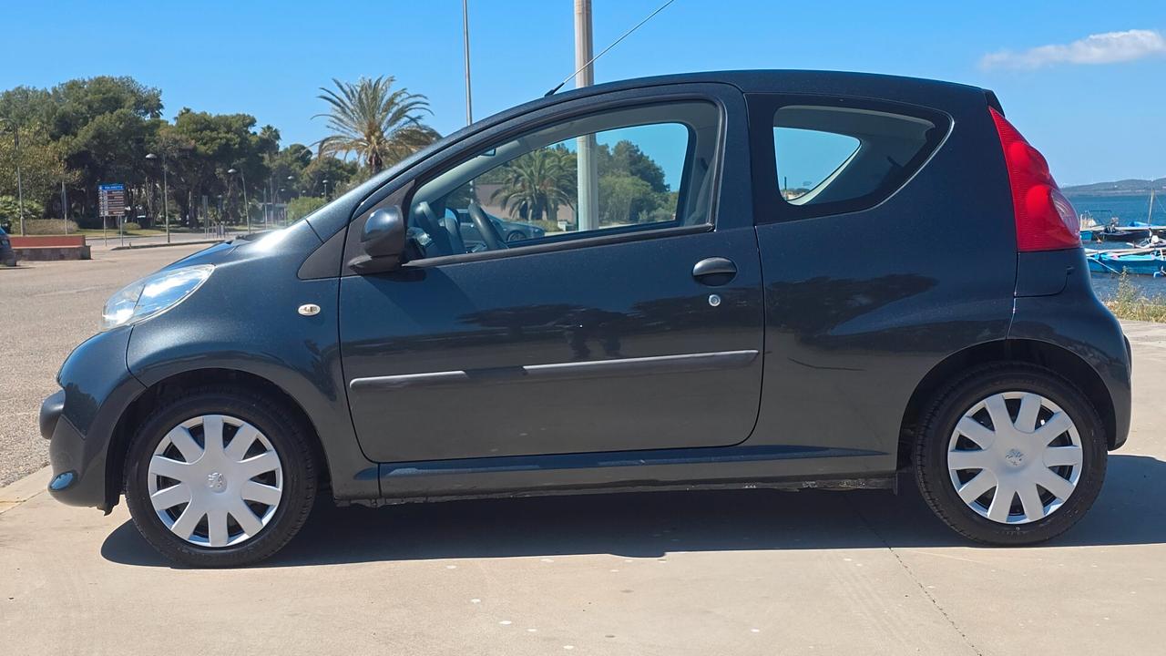 Peugeot 107 1.0 68CV 3p. Sweet Years