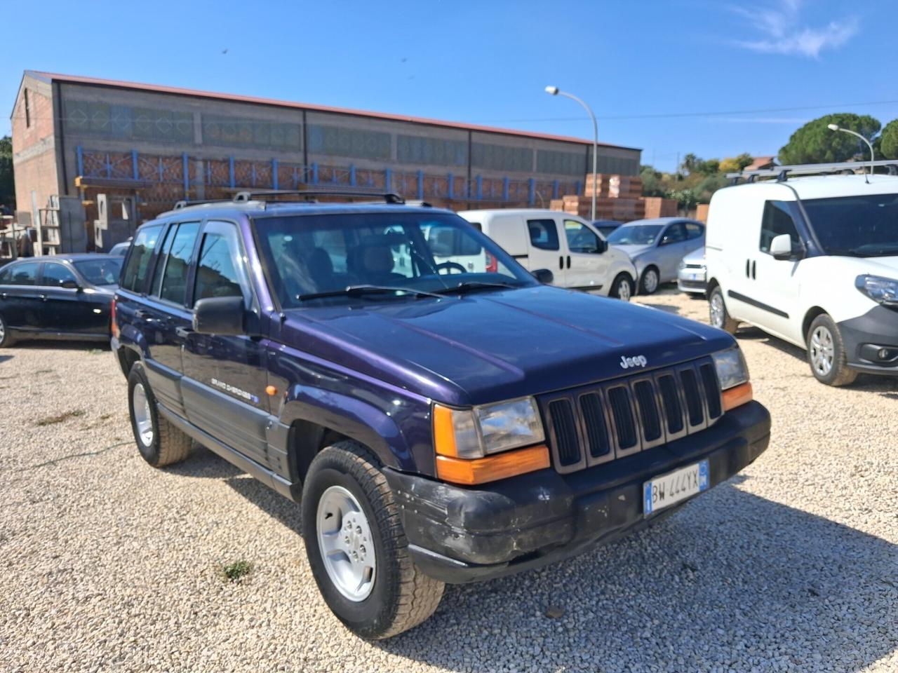Jeep Cherokee 2.5 TD 5 p. Command-Trac Sport Rubic