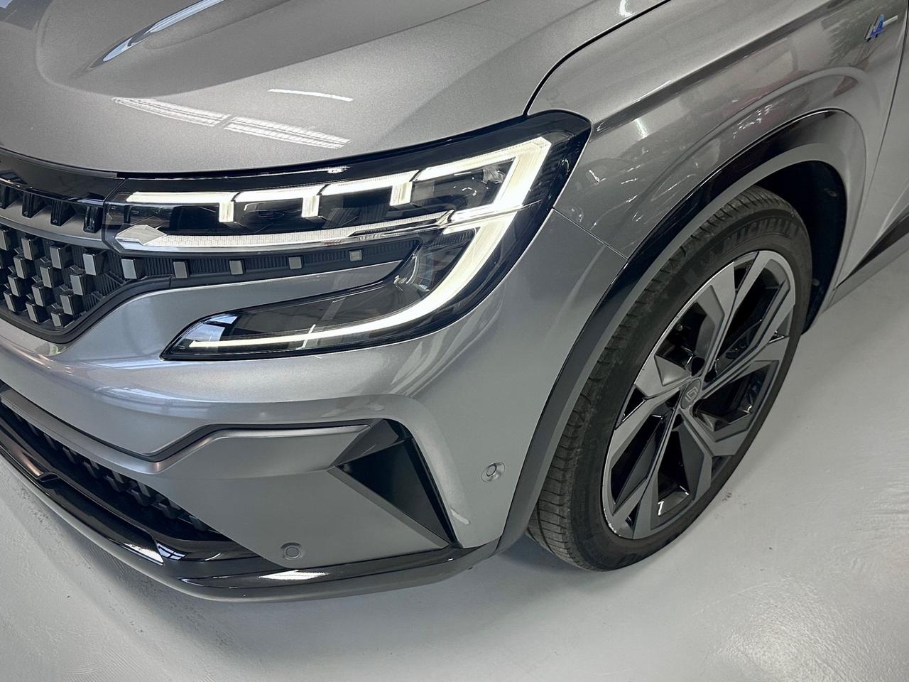 Renault Austral Full Hybrid E-Tech 200 CV Iconic Esprit Alpine
