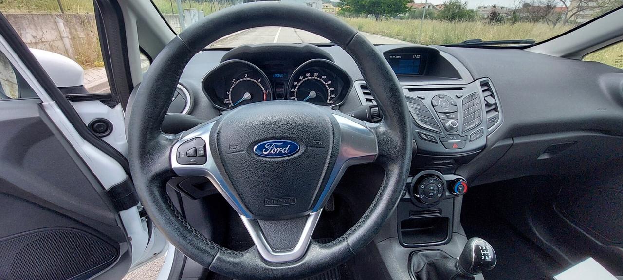 FIESTA 1,5 DIESEL 75 CV TELEFONO BLUETOOTH USB EURO 6B IMPECCABILE X NEOPATENTATI