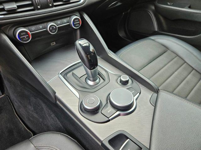 ALFA ROMEO Giulia 2.2 Turbodiesel 190 CV AT8 GANCIO TRAINO