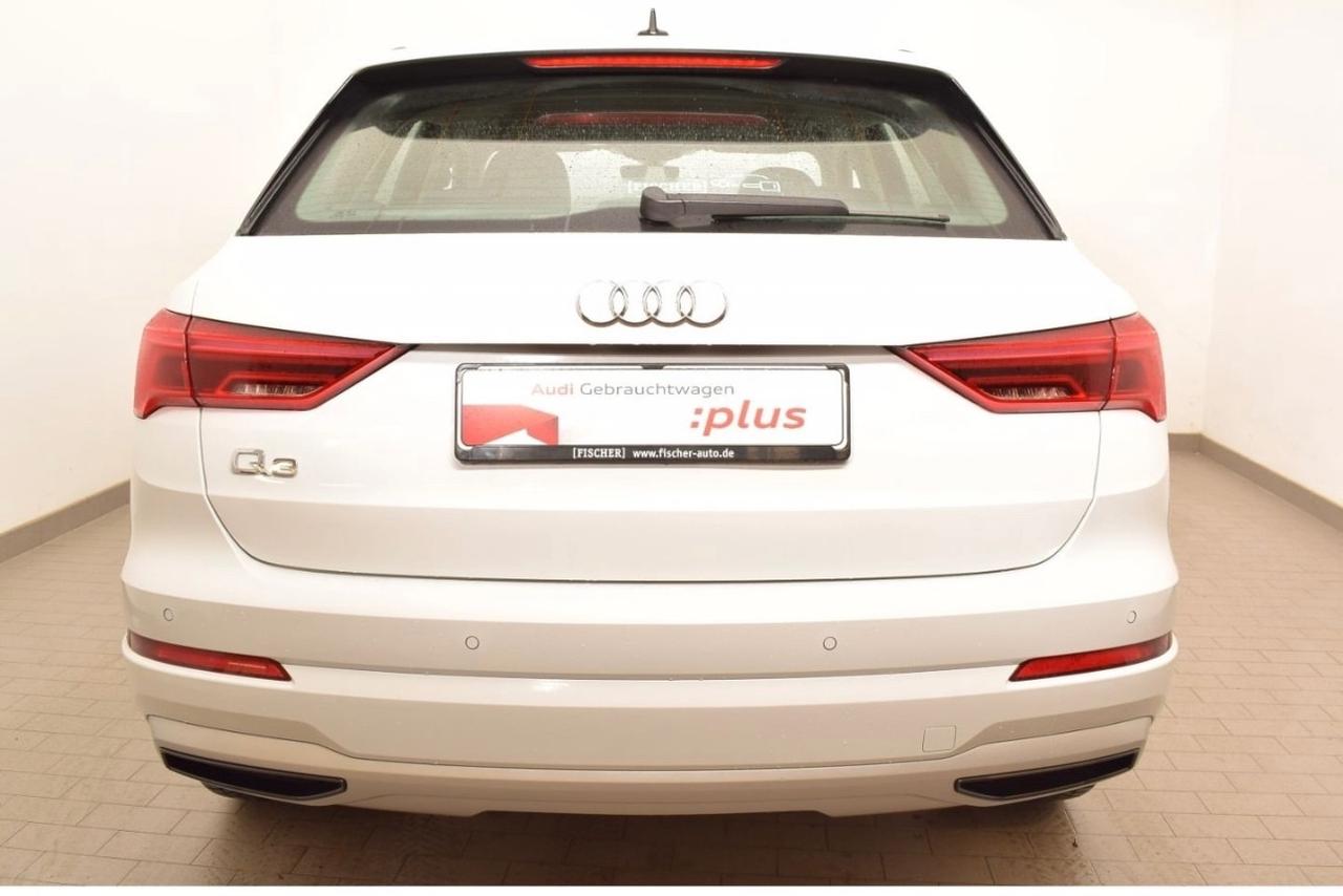 Audi Q3 35 TFSI S tronic Business Advanced