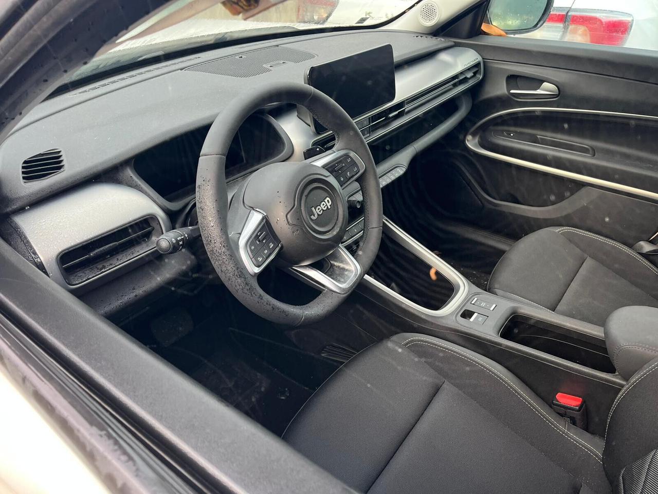 Jeep Avenger 1.2 Turbo 100 CV MHEV Summit