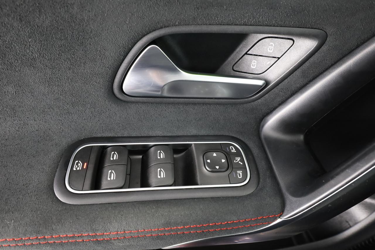 MERCEDES Classe CLA S.Brake CLA 200 Automatic Shooting Brake PREMIUM