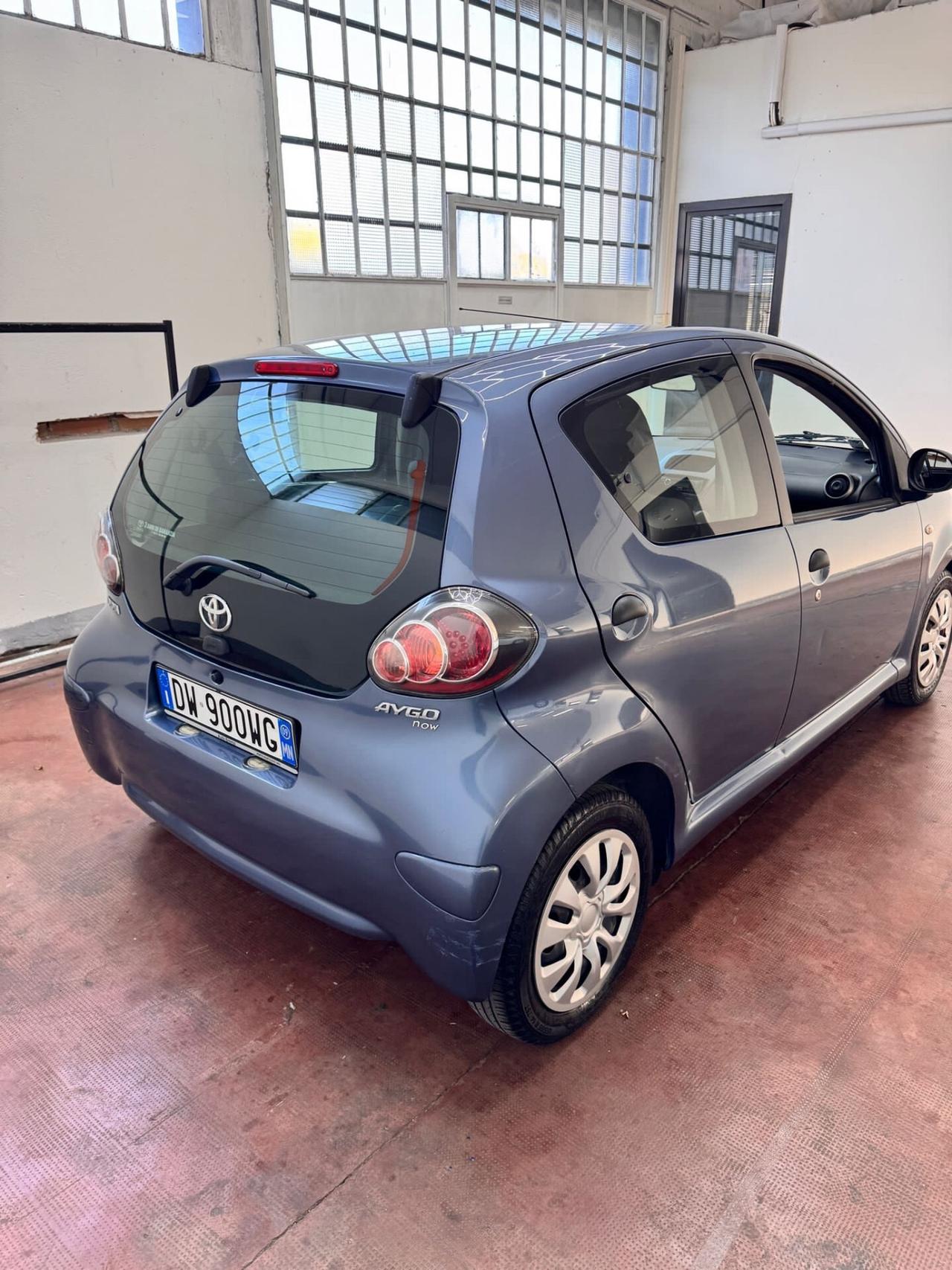 Toyota Aygo 1.0 benzina