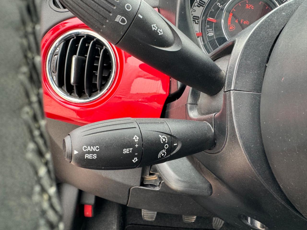 Fiat 500 1.0 Hybrid Connect