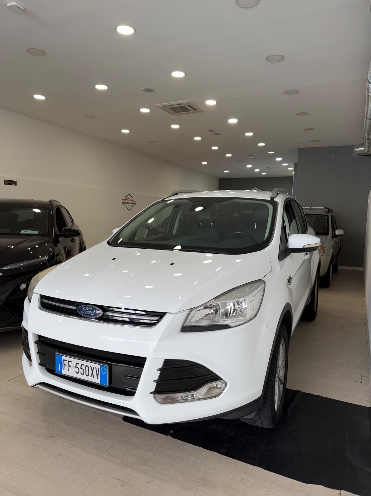 Ford Kuga 2.0 TDCI 150 CV S&S 2WD Titanium