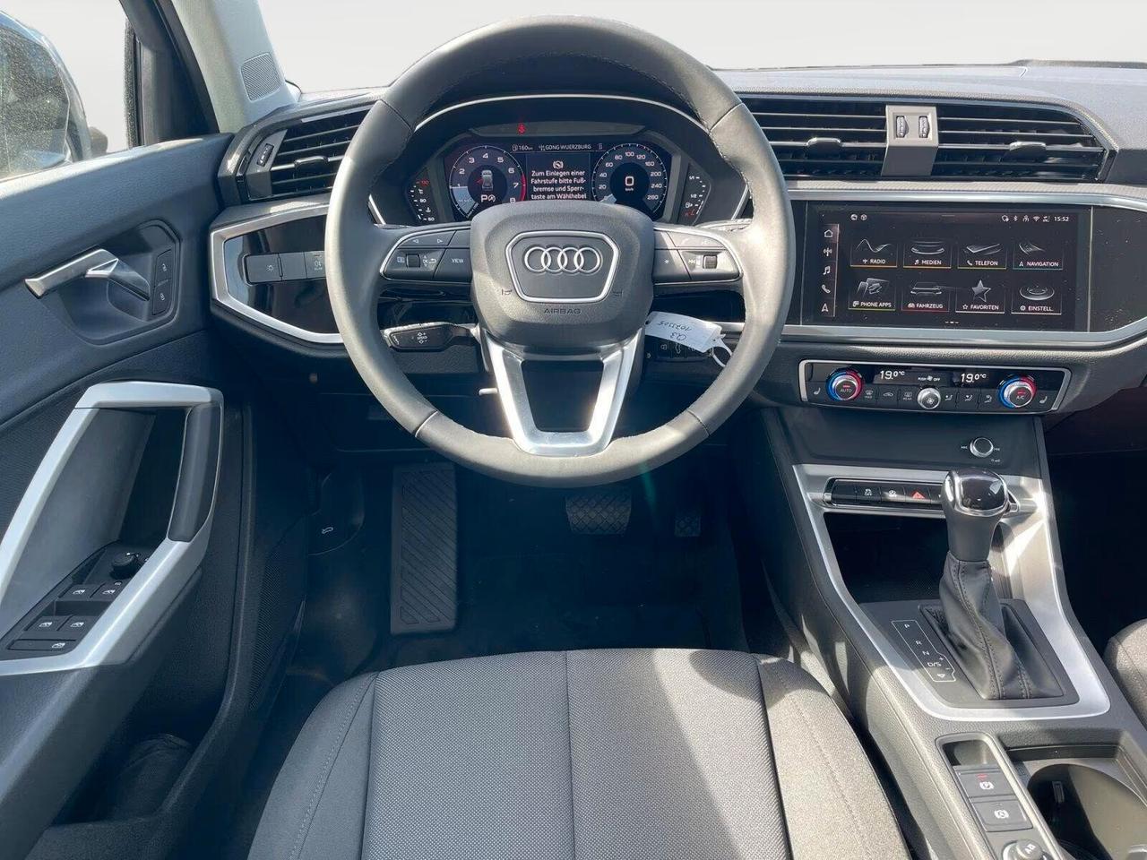 Audi Q3 35 TFSI S tronic Business