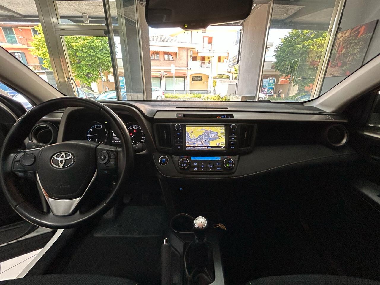 Toyota RAV 4 RAV4 2.0 D-4D 2WD Business
