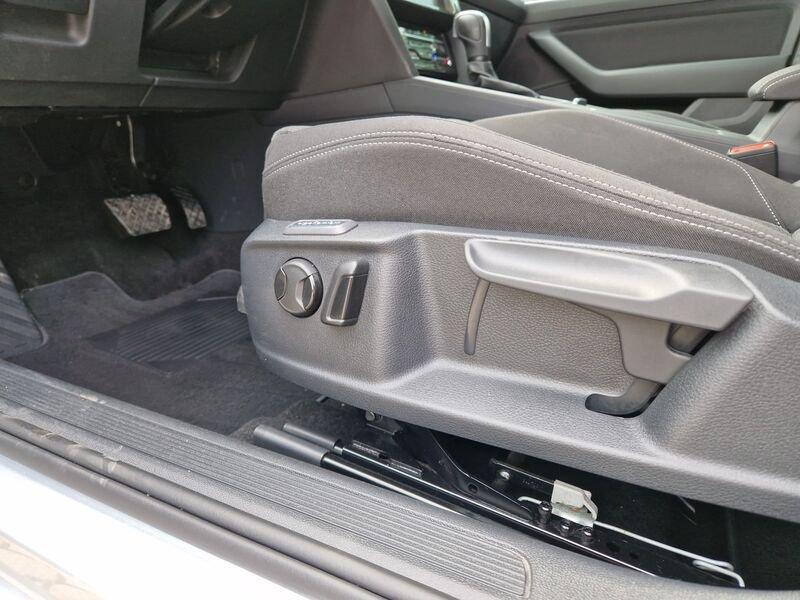 Volkswagen Passat Variant 2.0 TDI SCR EVO DSG Business BMT