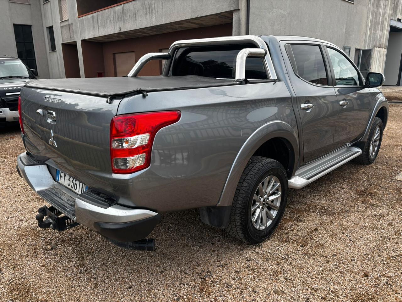 Mitsubishi L200 2.4 DI-D/154CV Double Cab Invite