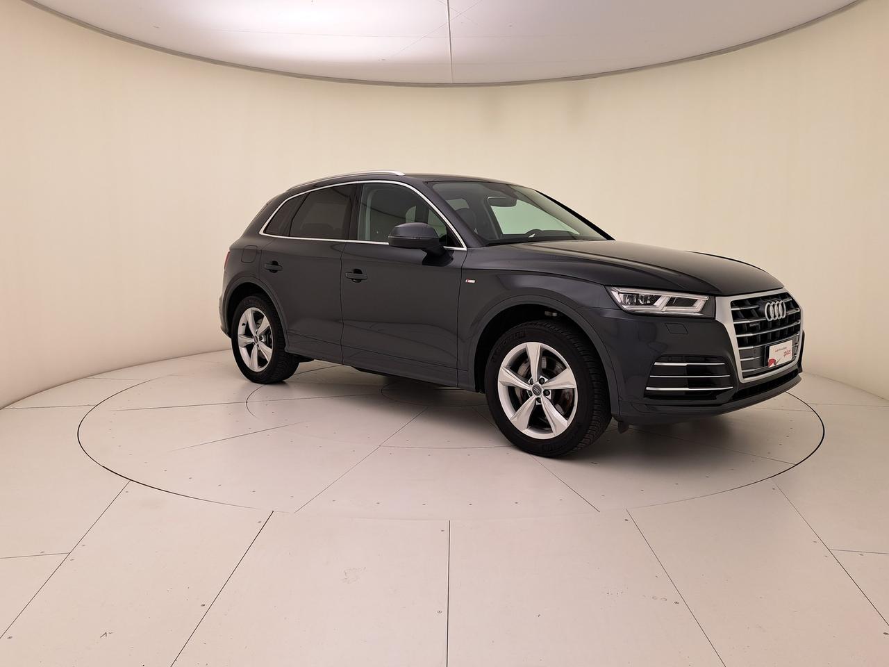 Audi Q5 55 2.0 tfsi e business quattro 367cv s-tronic