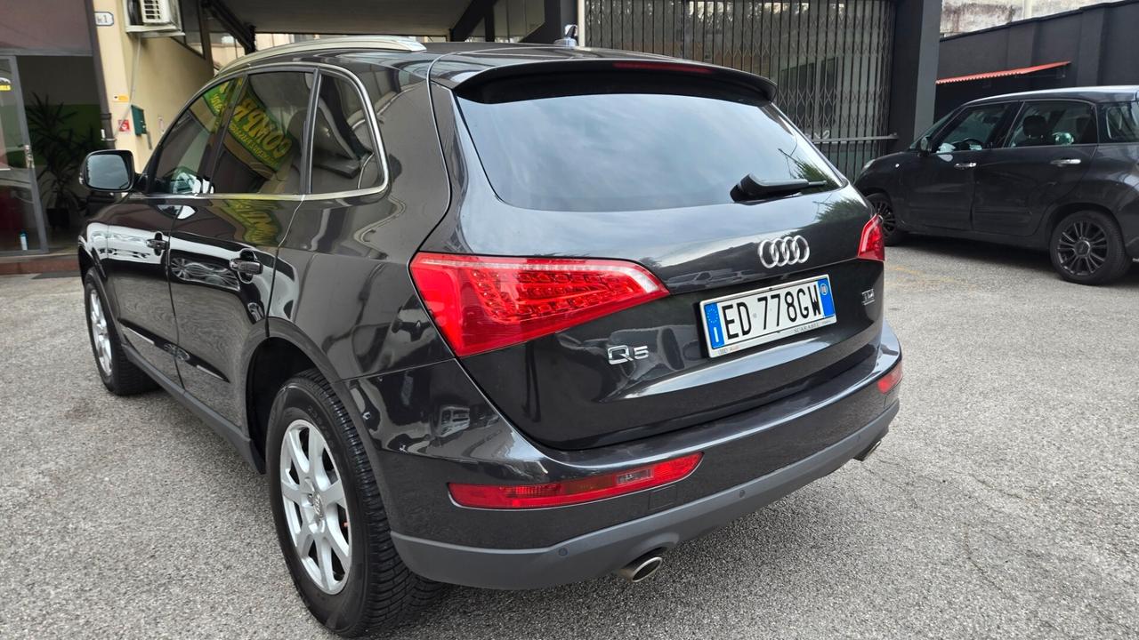 Audi Q5 3.0 V6 TDI quattro S tronic Advanced