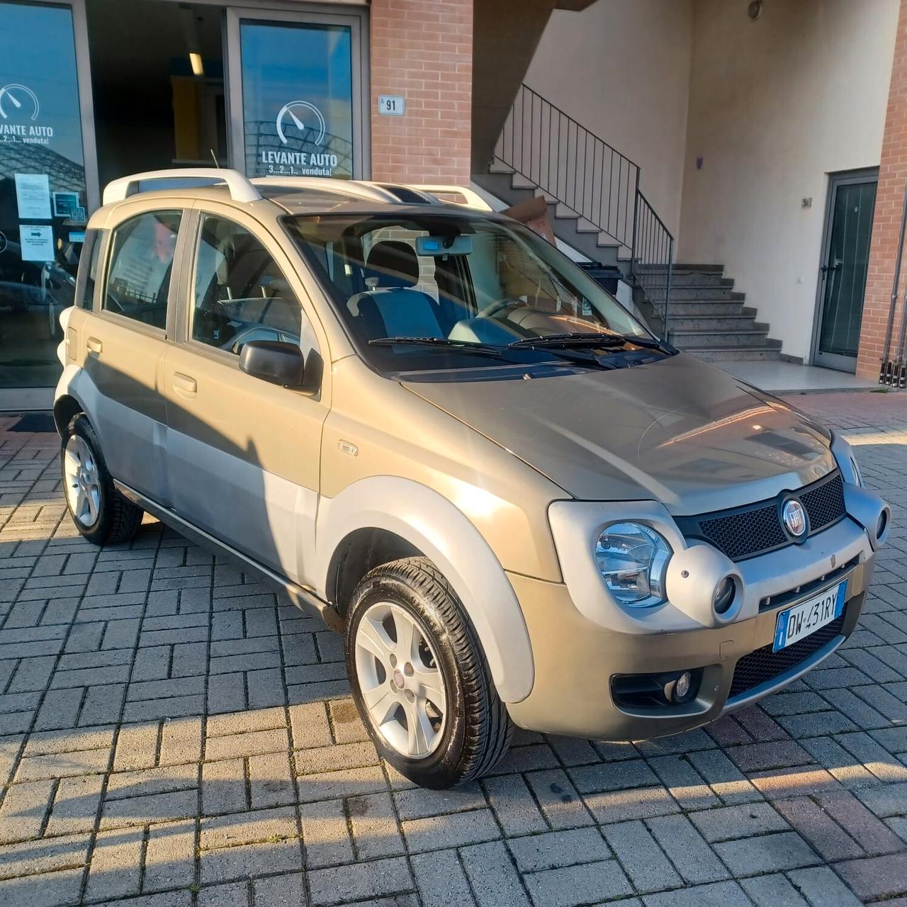 165898K PANDA CROSS 1.3 MJTD 4X4 INTROVABILE