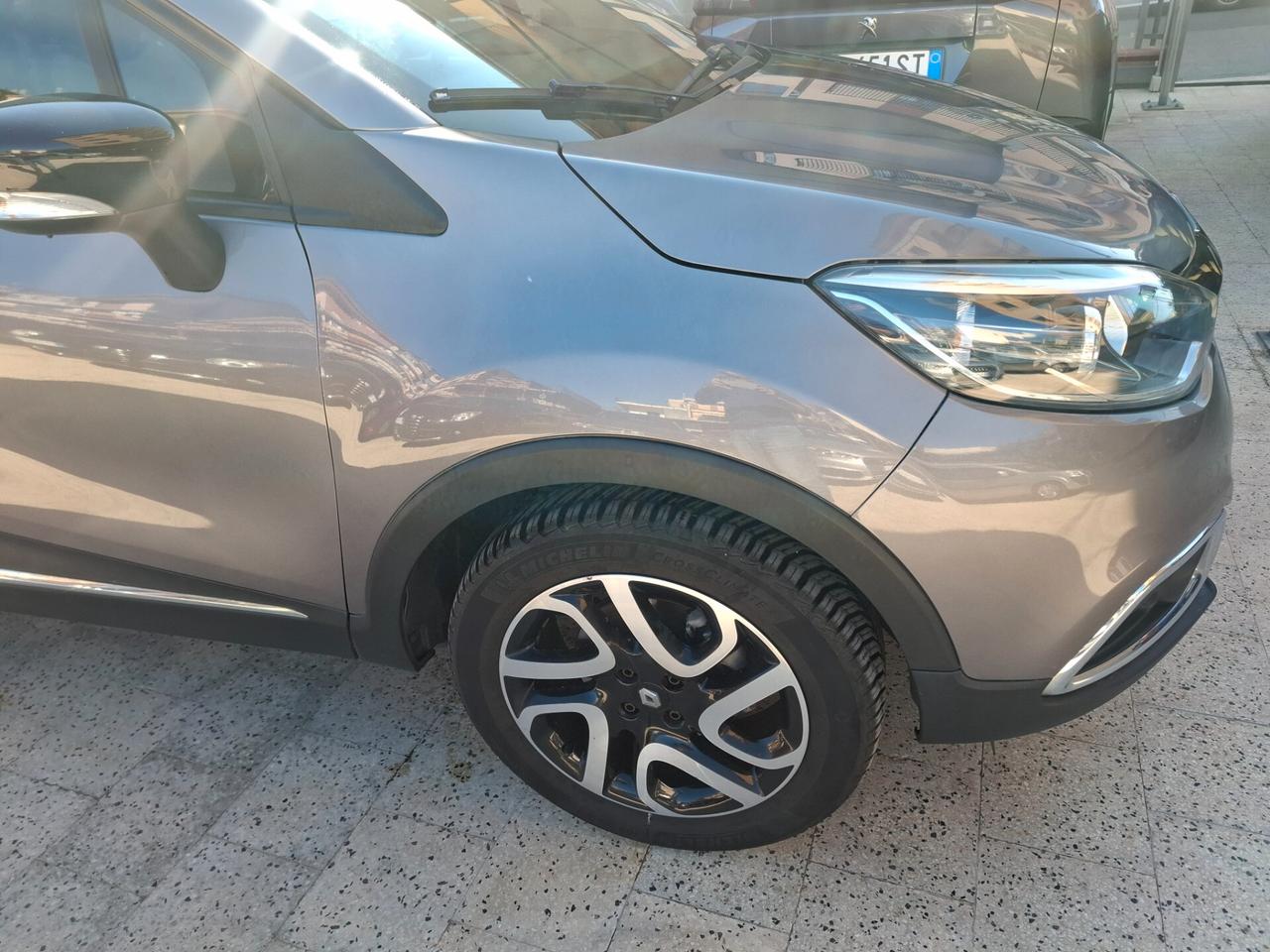 Renault Captur - 1.5 Dinamiche | Navigazione | Accesso/avviamento senza chiave | Climatizzatore