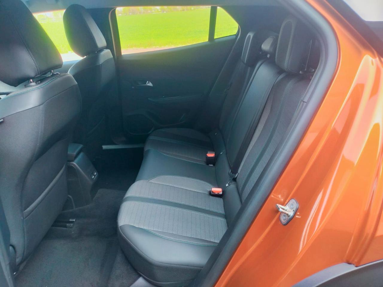 Peugeot 2008 PureTech 130 S&S Allure Pack