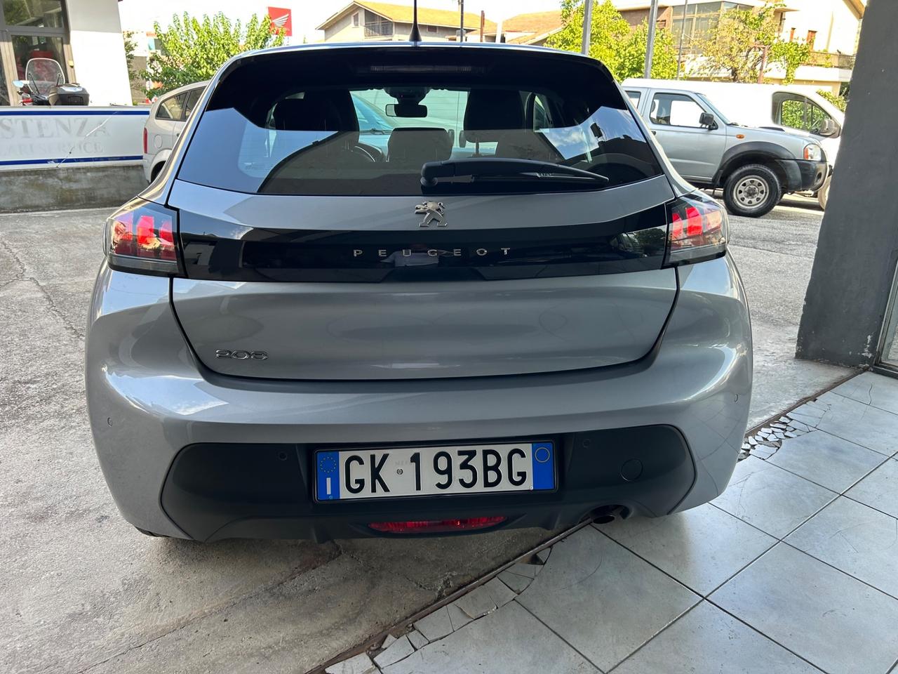 Peugeot 208 PureTech 75 “ PARI AL NUOVO 32.000 KM”