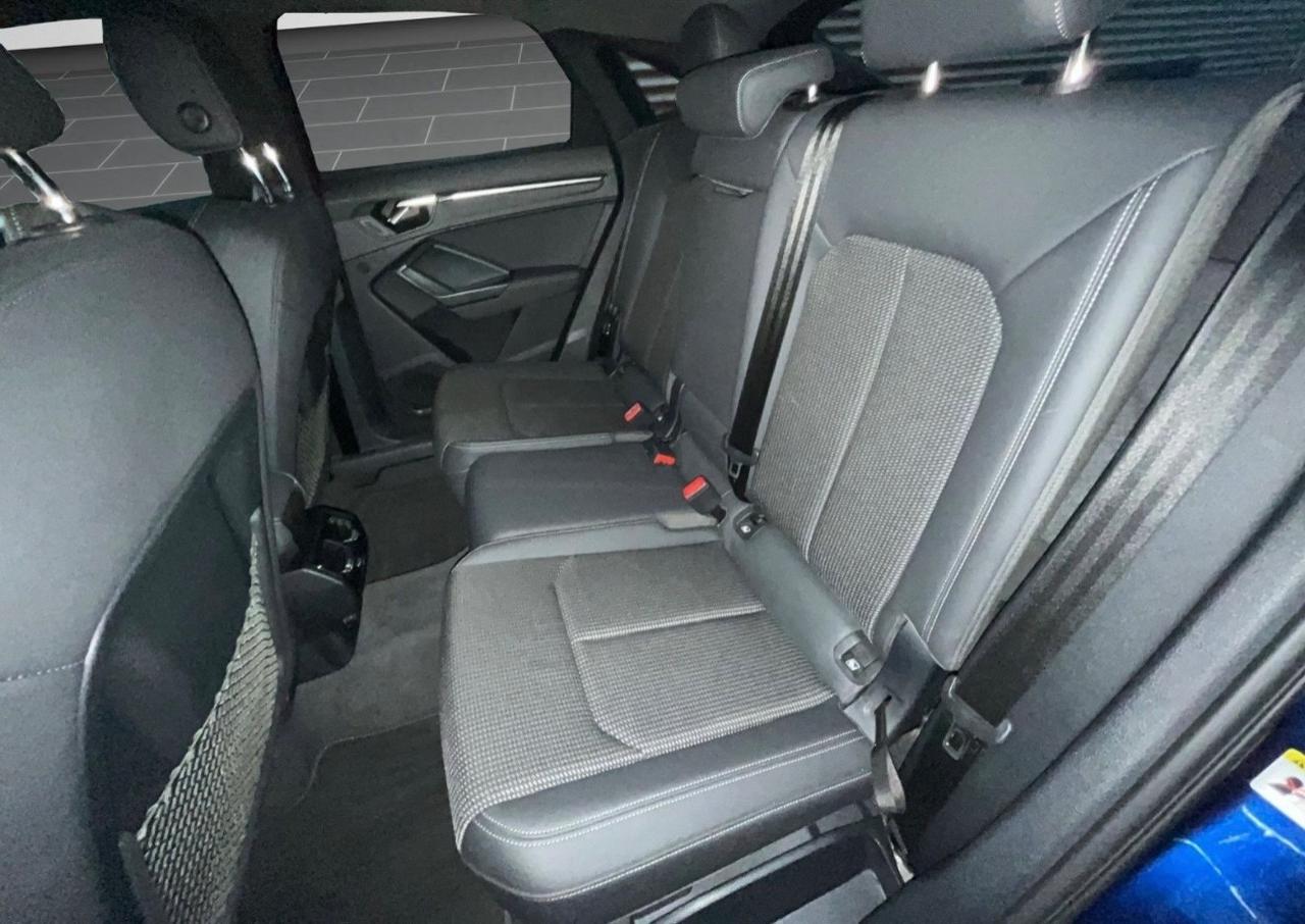 Audi Q3 35 Tdi Sportback S line edition