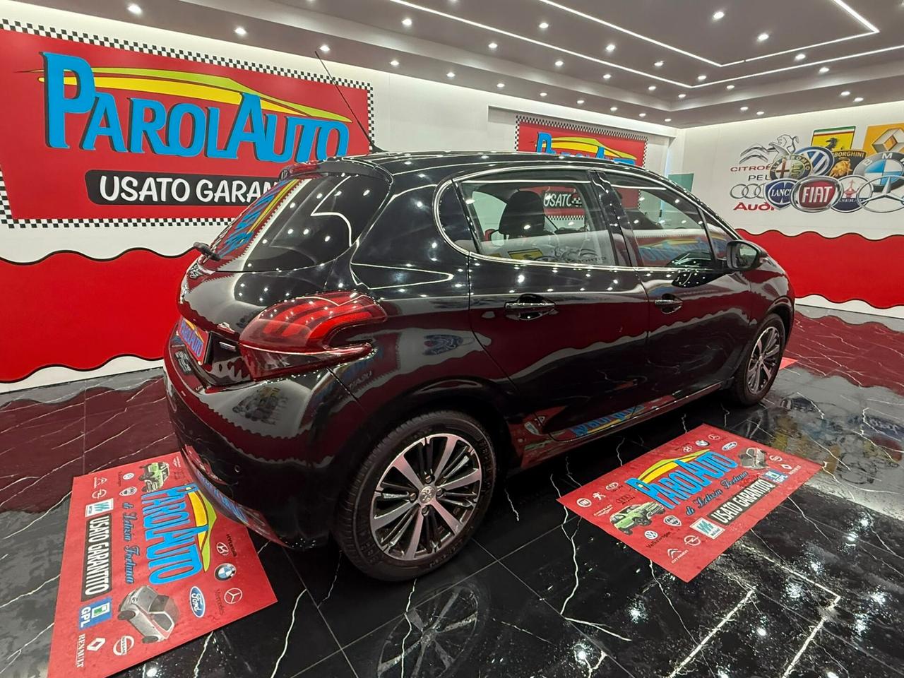 Peugeot 208 1.2 PureTech 82cv Allure - 2016