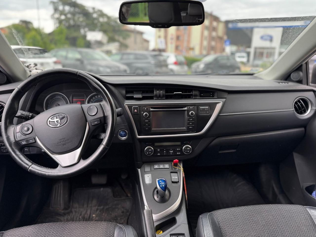 Toyota Auris Lounge 1.8 HEV