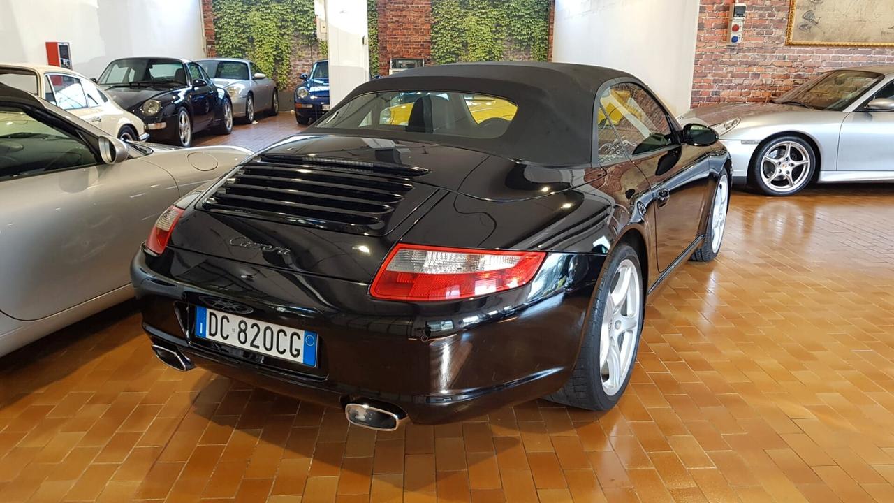 997 911 Porsche Carrera Cabriolet Book service Italia