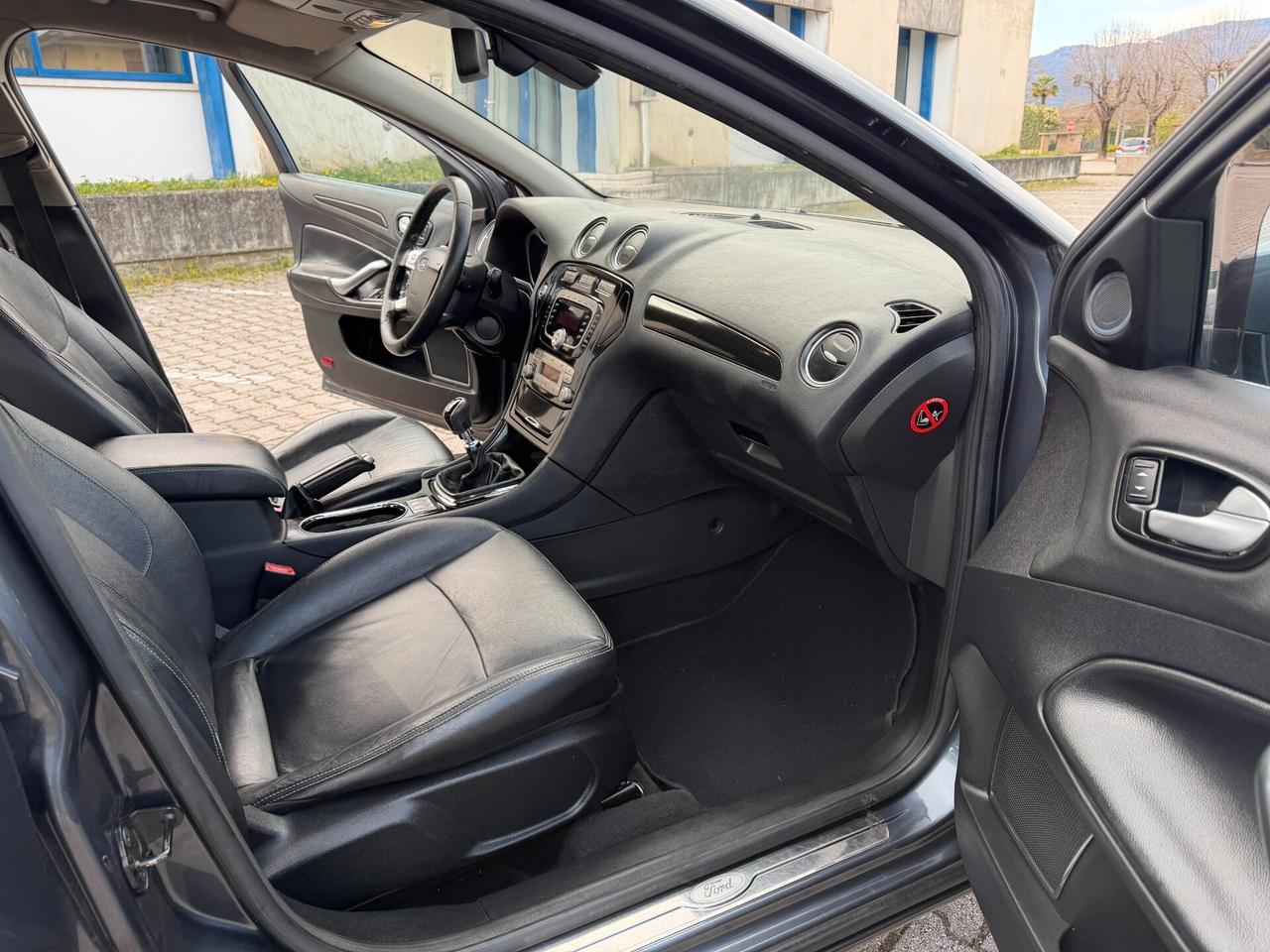 Ford Mondeo 2.0 TDCi Titanium Gancio Traino Full