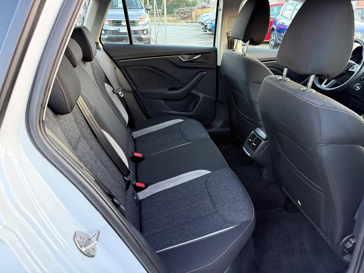 Skoda Kamiq 1.6 TDI SCR Dark Shade