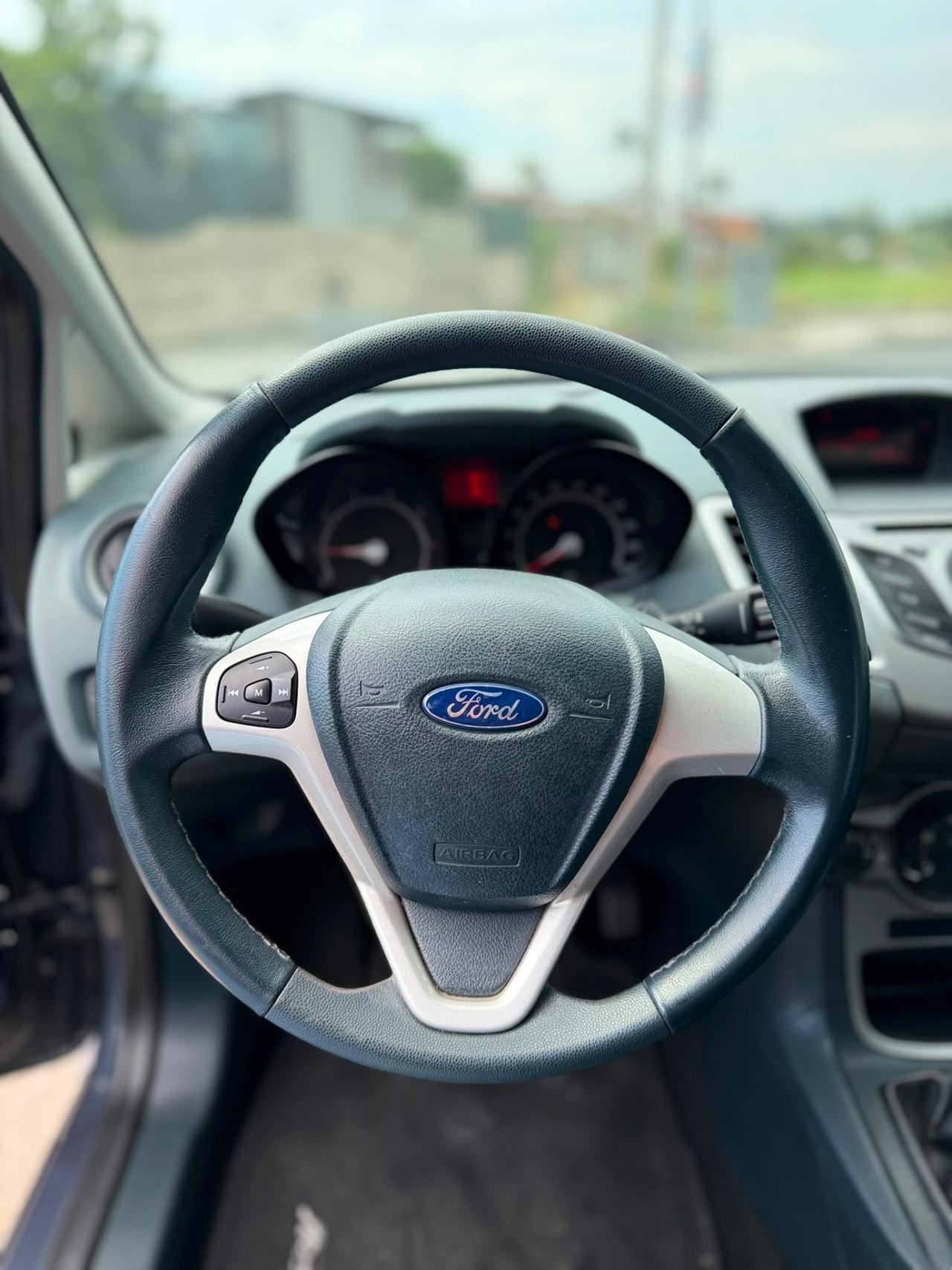 Ford Fiesta Ikon 1.2 82CV 5 porte
