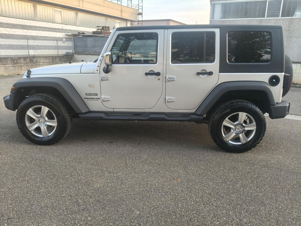 Jeep Wrangler Unlimited 2.8 CRD AUTOMATICO