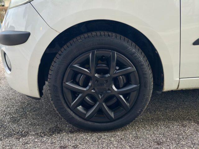 HYUNDAI i10 1.1 12V BlueDrive GPL Active