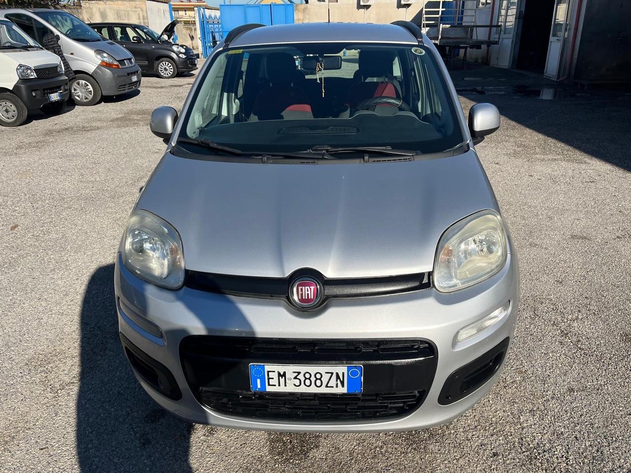 Fiat panda 1.2 gpl lounge-full-10/2012