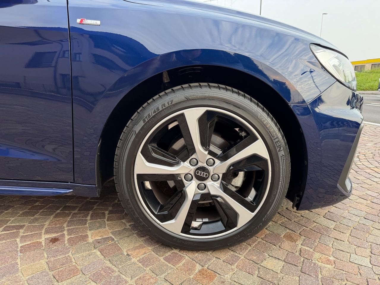 Audi A1 SPB 35 TFSI S tronic line edition